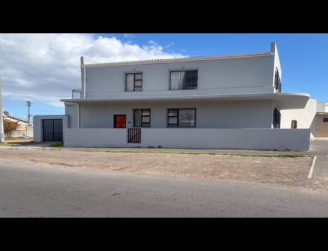 6 BEDROOM HOUSE FOR SALE IN KENSINGTON